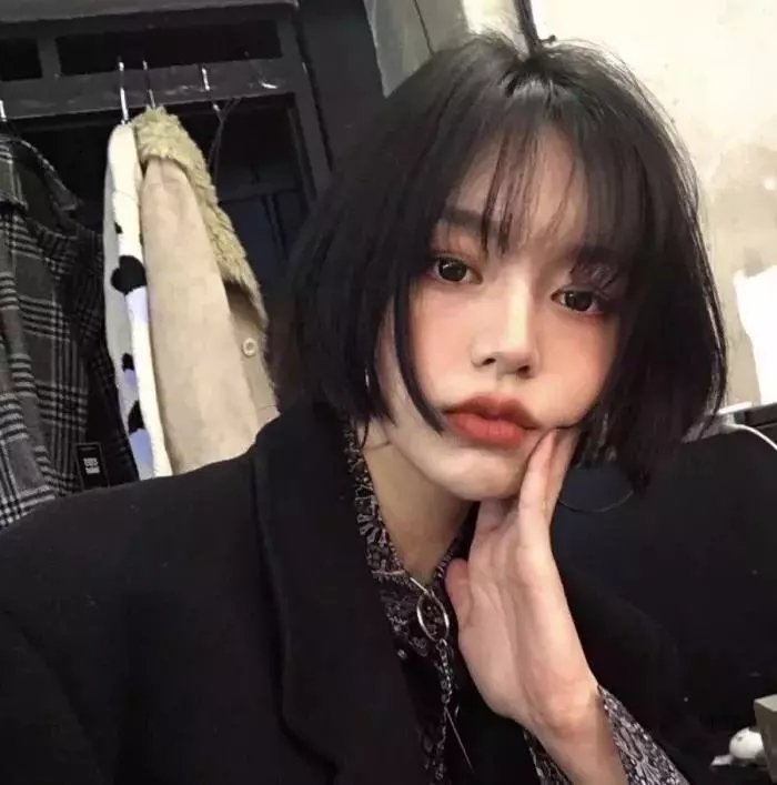 堕入地球的间谍